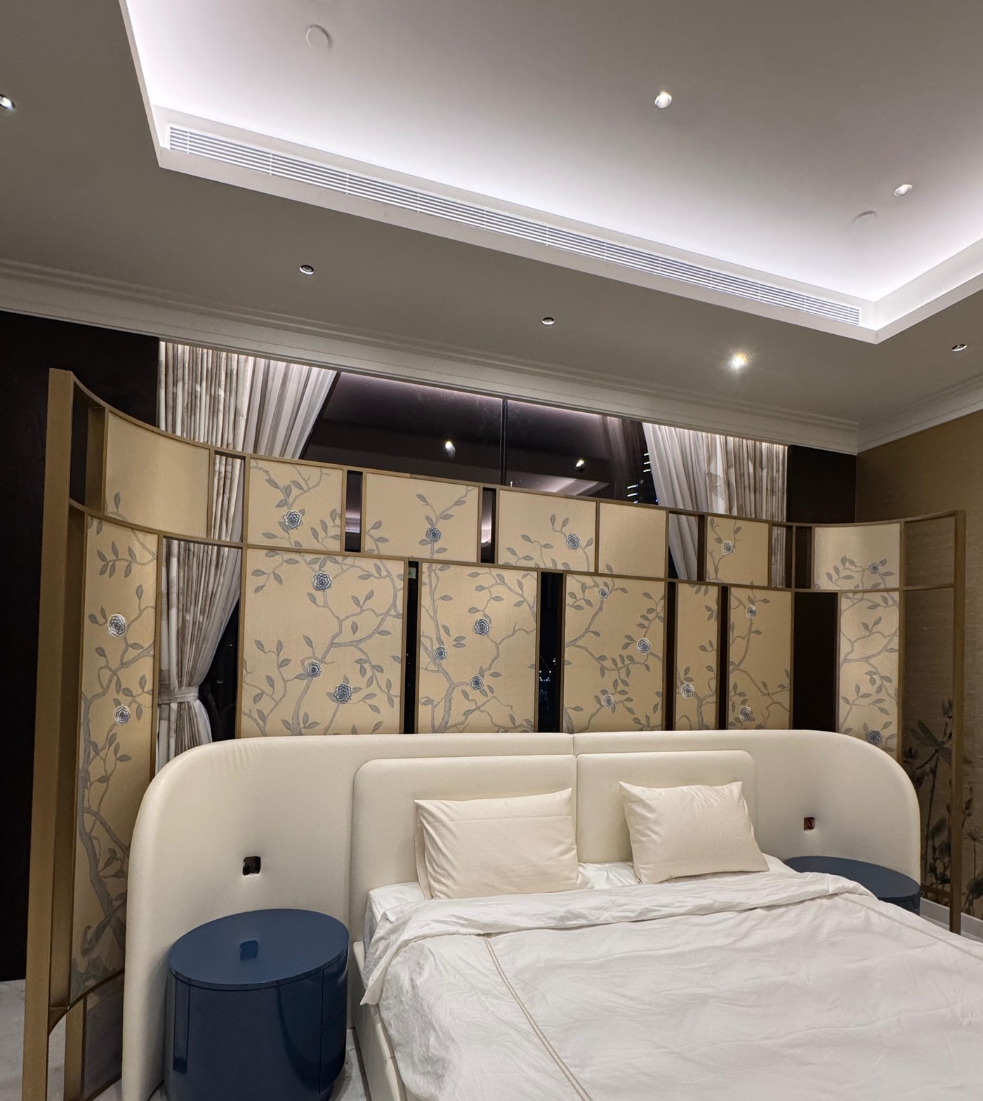 MYOW Studio — Bespoke Wallcovering